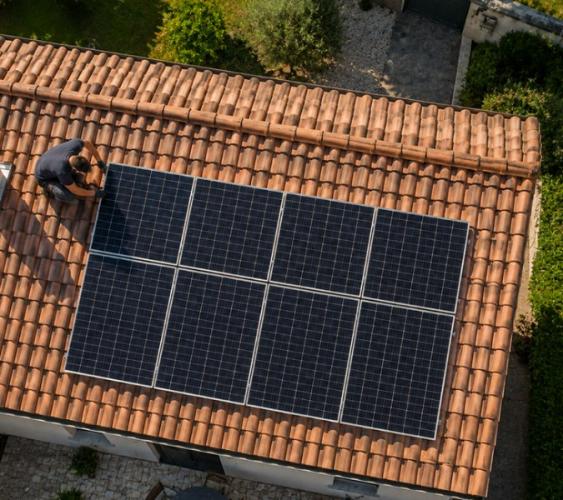 Installation de système solaire combiné Installation de système solaire combiné